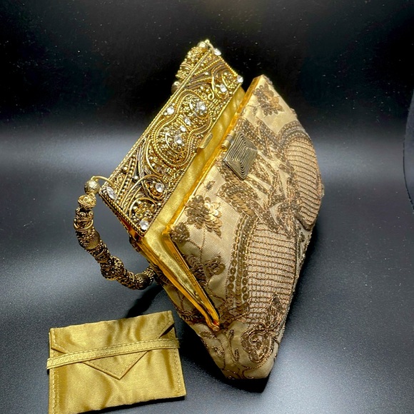 MEERA MAHADEVIA~EVENING BAG~EMBROIDERED/BEADED BY HAND ON GOLD SILK - Picture 3 of 3